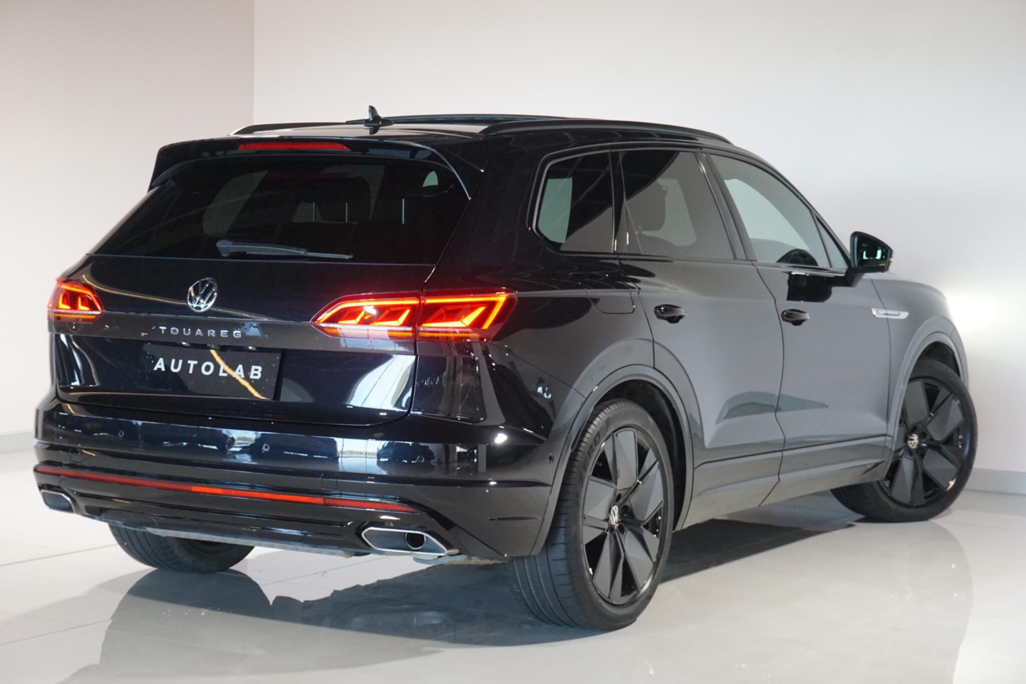 Volkswagen Touareg 3.0 TDI V6 Black Edition SUV 5dr Diesel Tiptronic 4Motion Euro 6 (s/s) (286 ps)